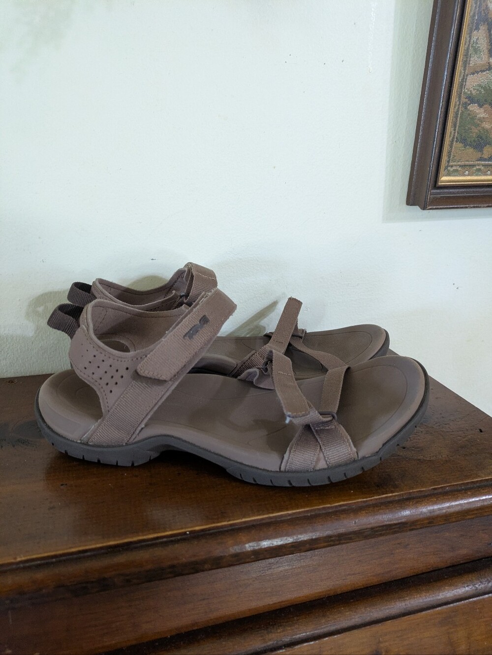 Teva Verra Strappy Outdoor Hiking Sandals Taupe Brown Women's Size 8 Vacation